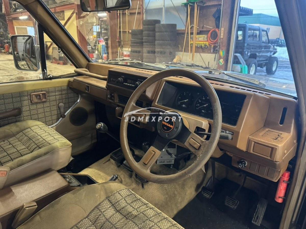 Nissan Safari 1986 thumbnail 8