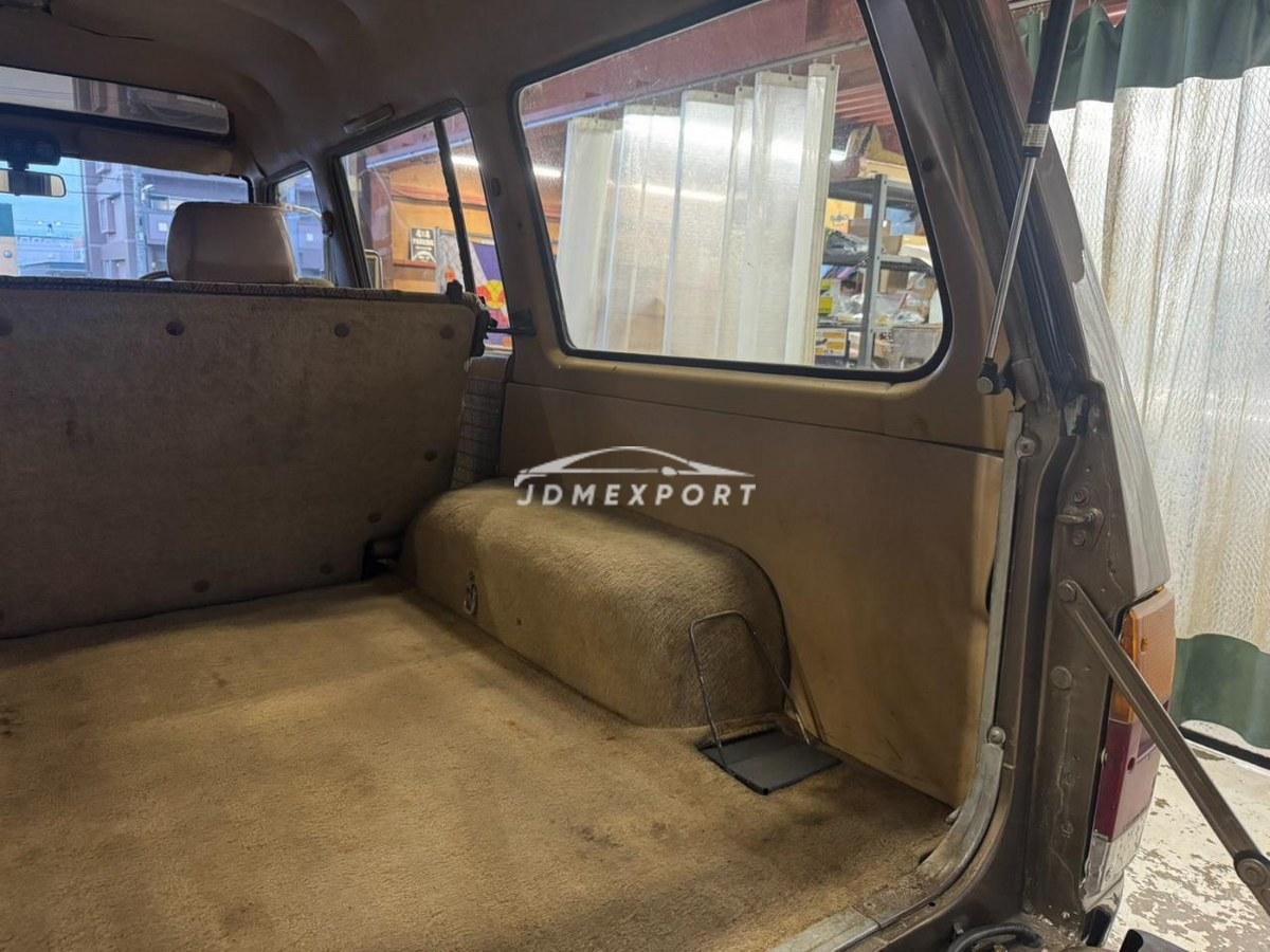 Nissan Safari 1986 thumbnail 19