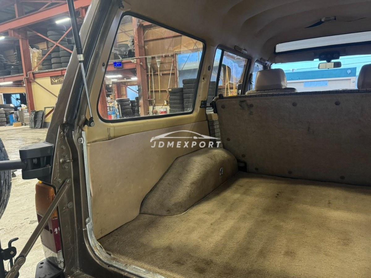 Nissan Safari 1986 thumbnail 21