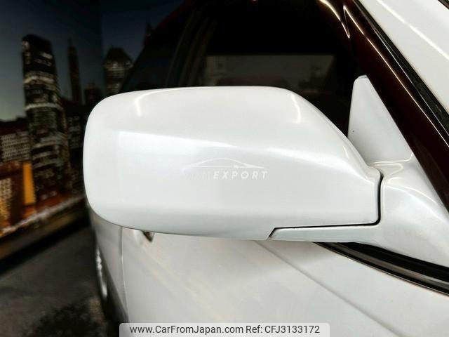 Nissan Gloria Van 1996 thumbnail 27