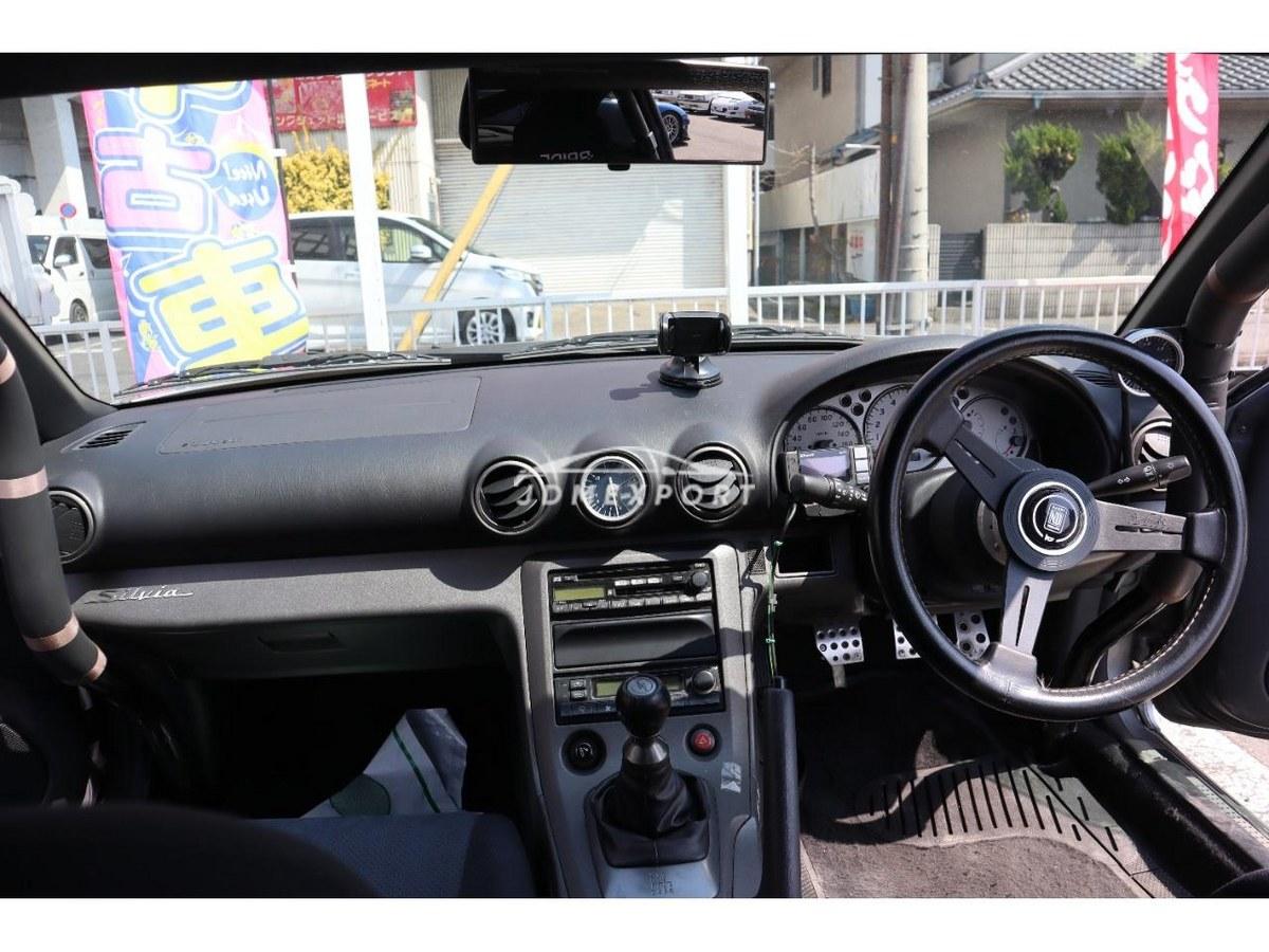 Nissan Silvia 2002 thumbnail 13