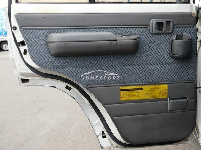 Toyota Land Cruiser 70 1999 thumbnail 47