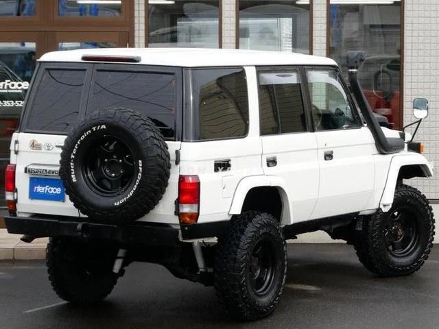 Toyota Land Cruiser 70 1999 thumbnail 14