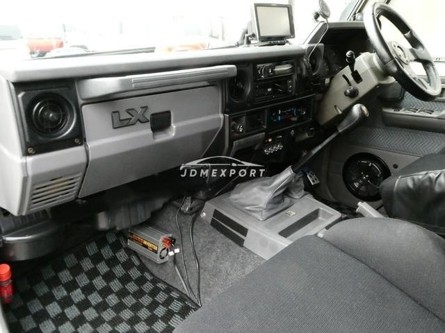 Toyota Land Cruiser 70 1999 thumbnail 50