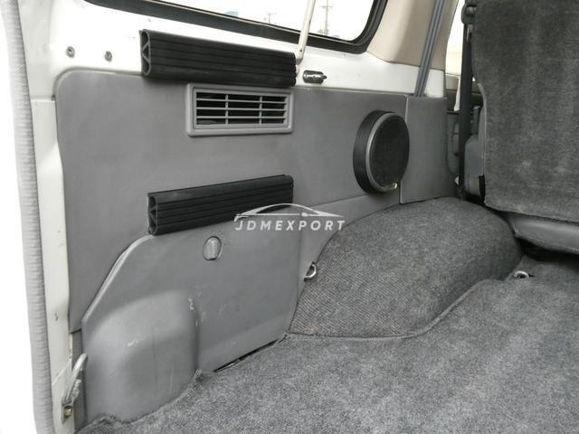 Toyota Land Cruiser 70 1999 thumbnail 36