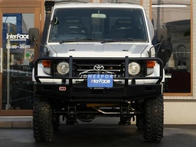 Toyota Land Cruiser 70 1999 thumbnail 4