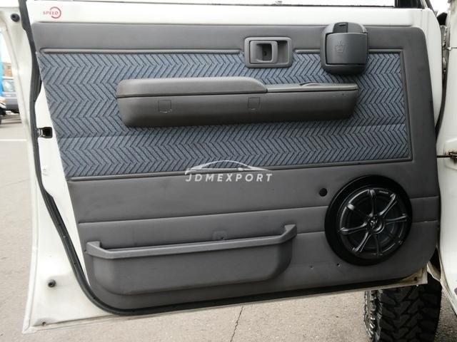 Toyota Land Cruiser 70 1999 thumbnail 51
