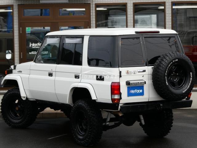 Toyota Land Cruiser 70 1999 thumbnail 13