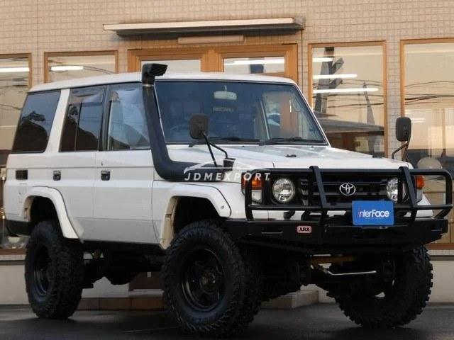 Toyota Land Cruiser 70 1999 thumbnail 6