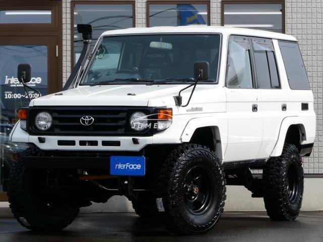 Toyota Land Cruiser 70 1999