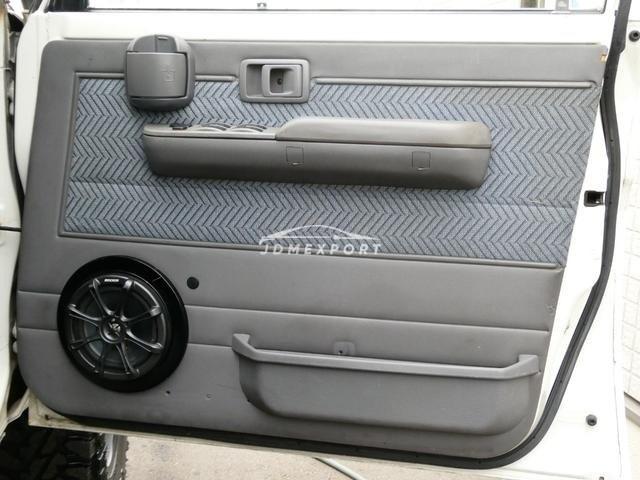 Toyota Land Cruiser 70 1999 thumbnail 24
