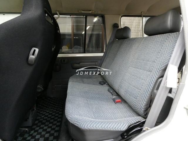 Toyota Land Cruiser 70 1999 thumbnail 44