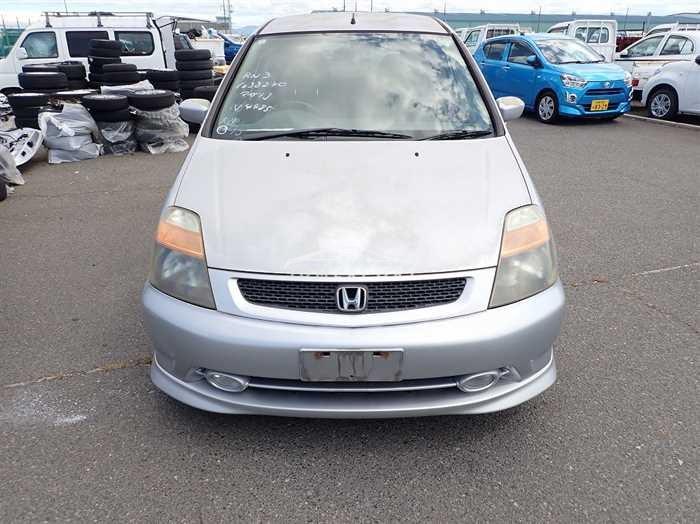 Honda Stream 2001 thumbnail 7
