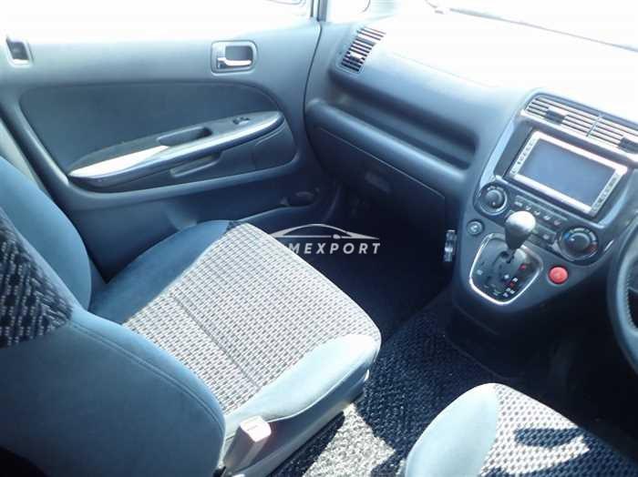 Honda Stream 2001 thumbnail 20