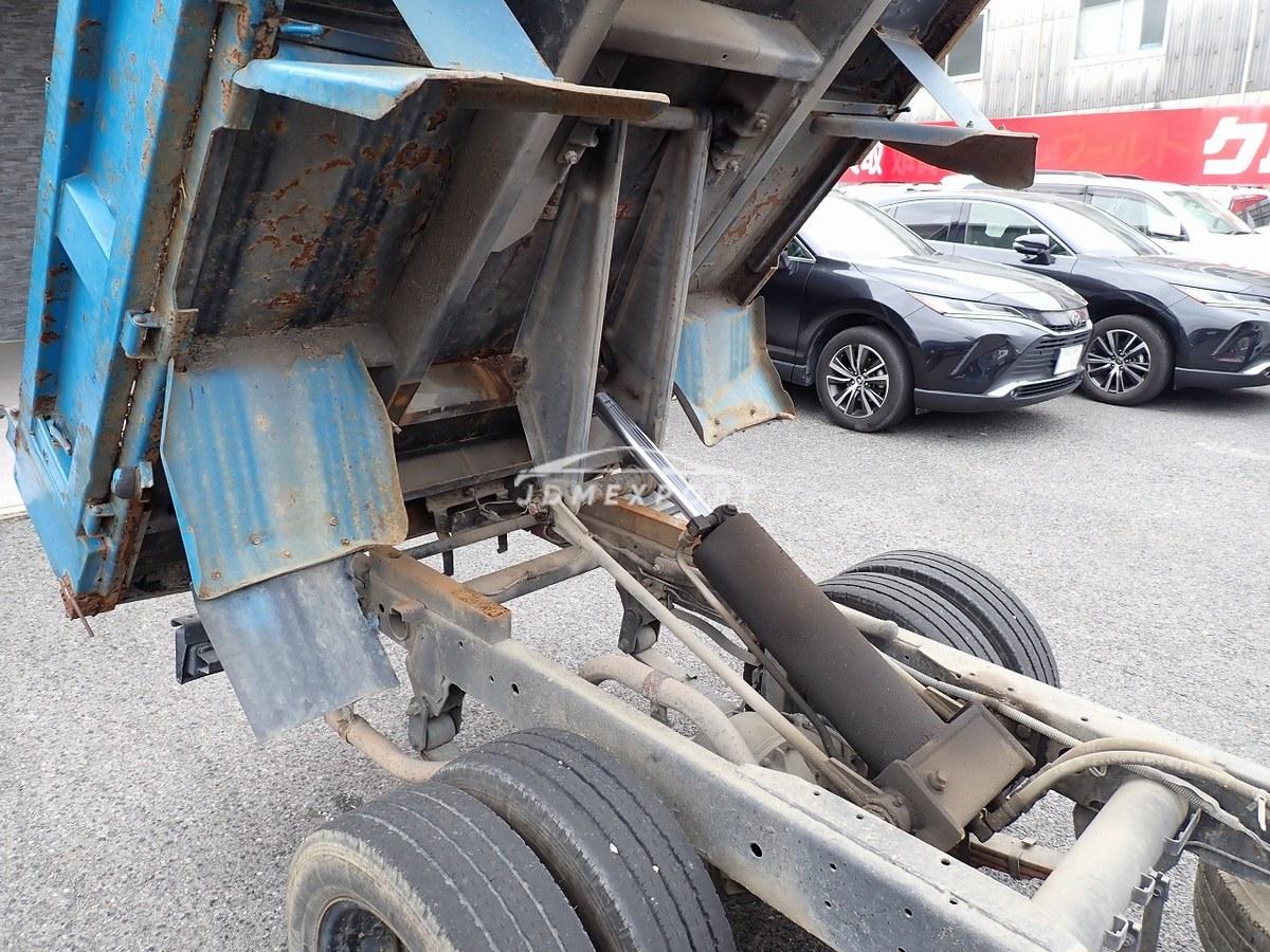 Mitsubishi Fuso Canter 1998 thumbnail 9