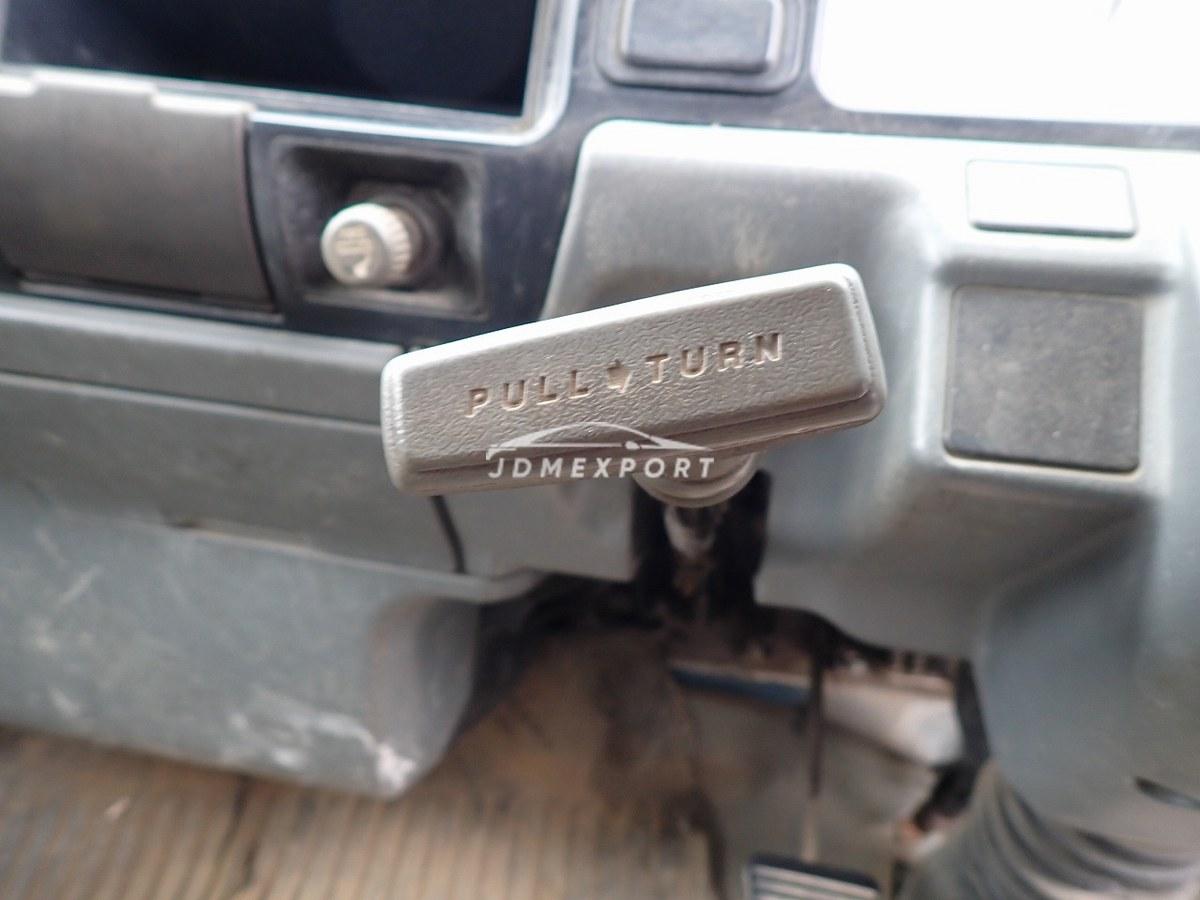 Mitsubishi Fuso Canter 1998 thumbnail 32