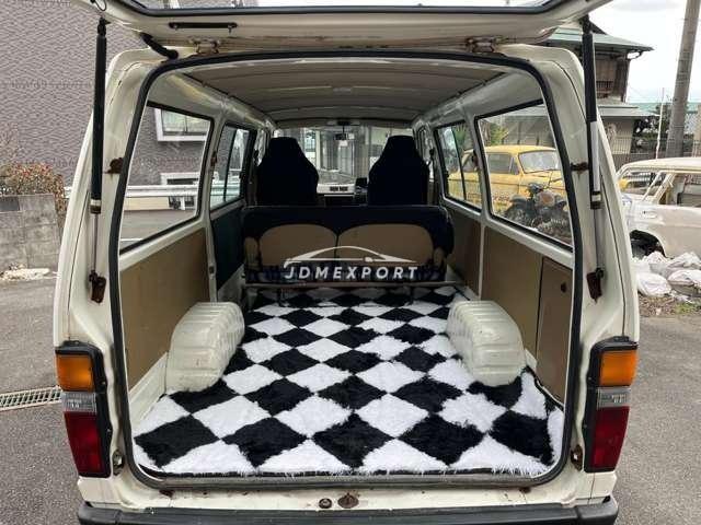 Toyota Hiace Van 1984 thumbnail 21