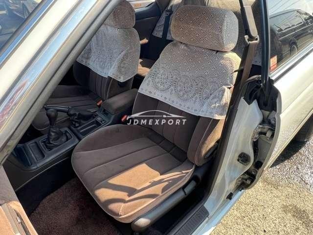 Nissan Laurel 1992 thumbnail 9