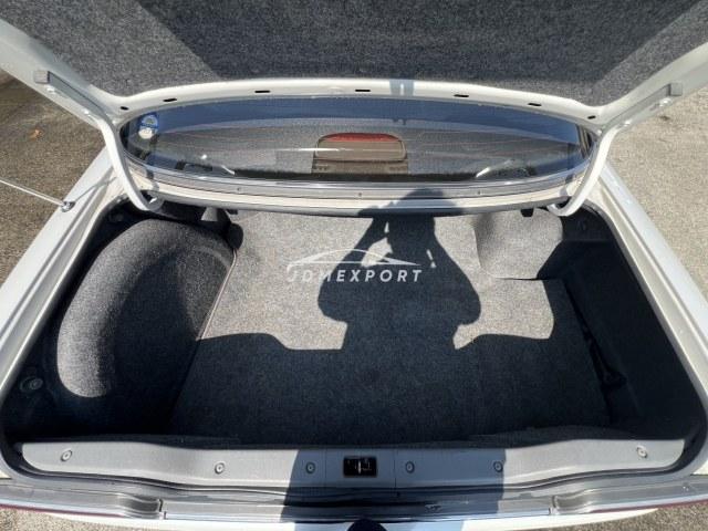 Nissan Laurel 1992 thumbnail 17