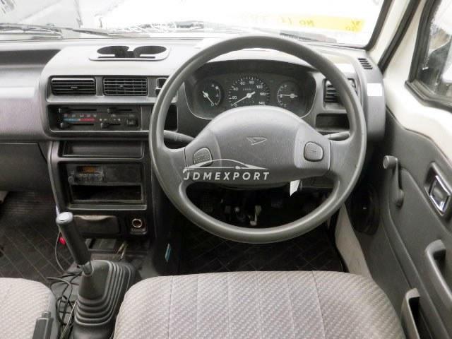 Daihatsu Hijet Truck 2000 thumbnail 6