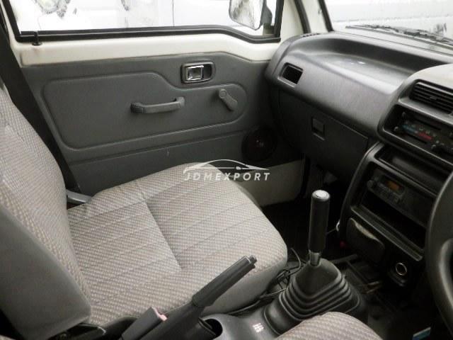 Daihatsu Hijet Truck 2000 thumbnail 10