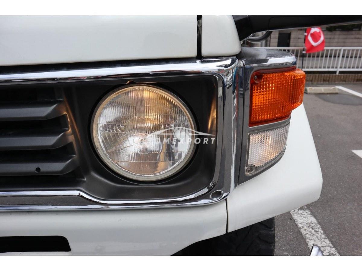 Toyota Land Cruiser 70 2000 thumbnail 28