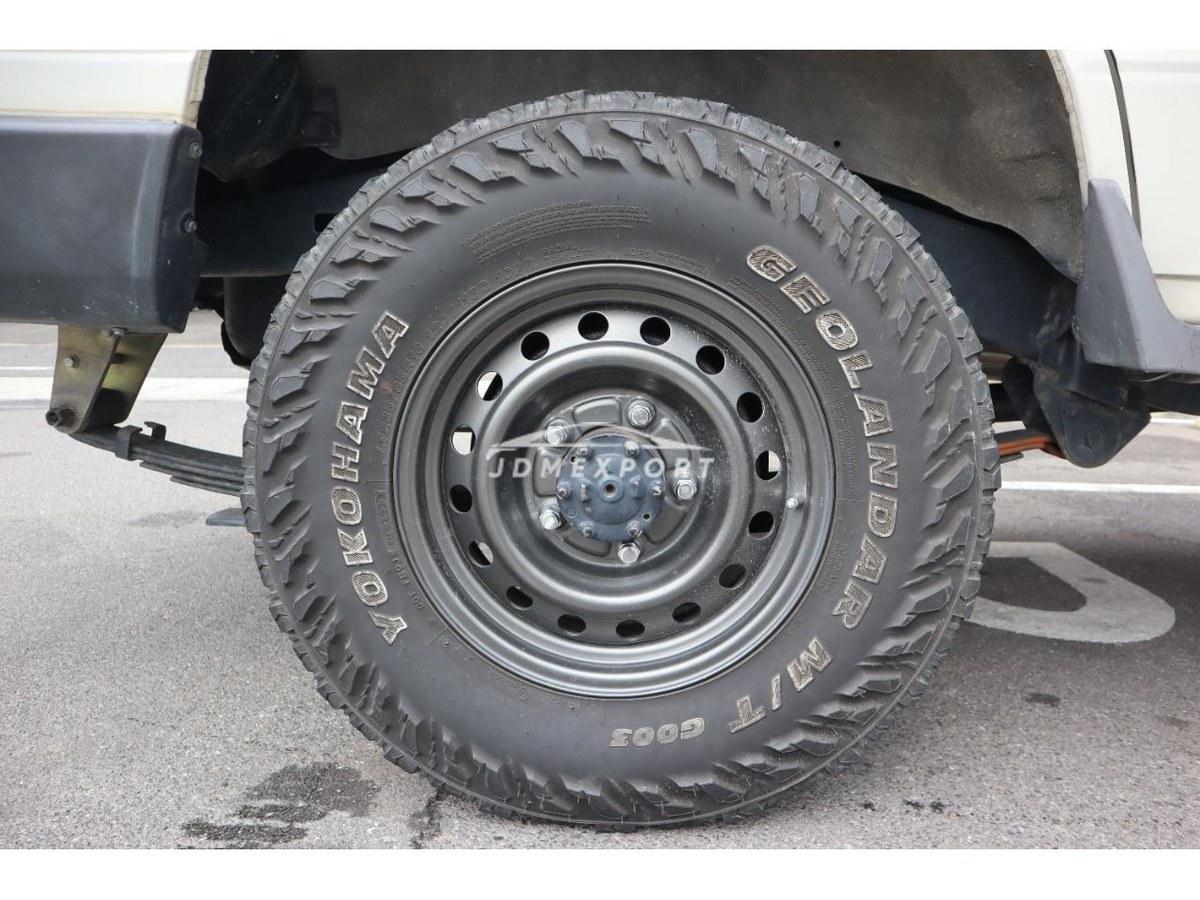 Toyota Land Cruiser 70 2000 thumbnail 19