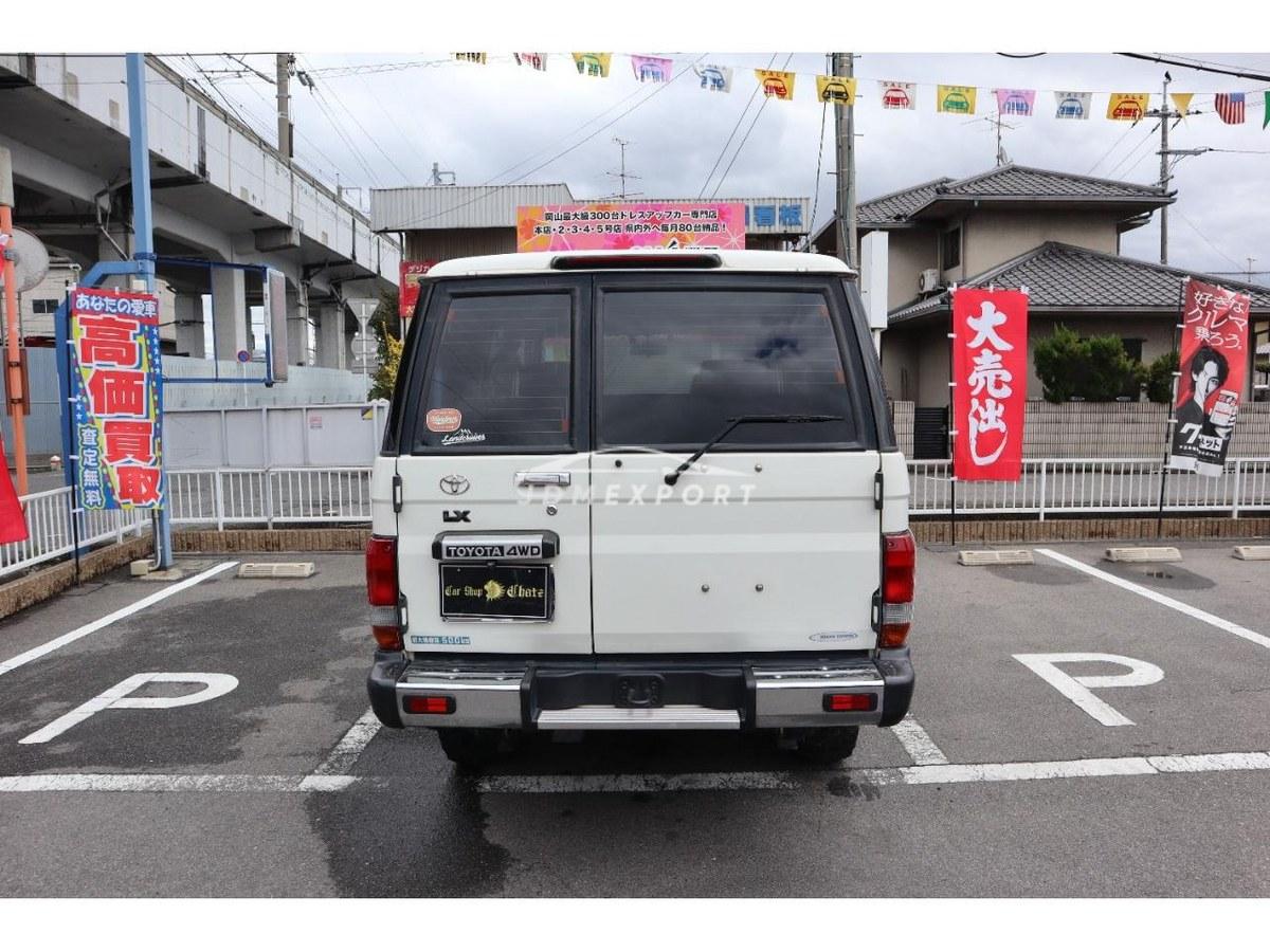 Toyota Land Cruiser 70 2000 thumbnail 8