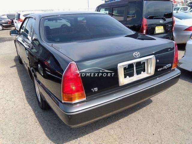 Toyota Crown Majesta 1995 thumbnail 2