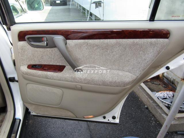 Toyota Crown Majesta 2001 thumbnail 29