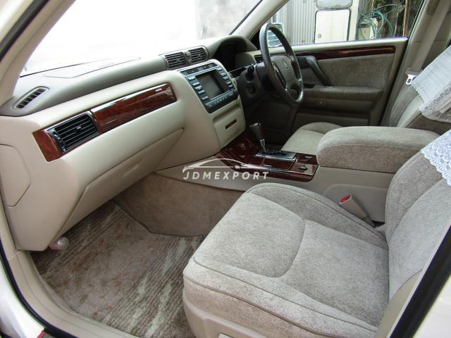 Toyota Crown Majesta 2001 thumbnail 15