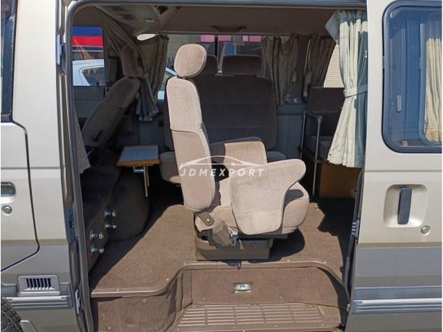 Nissan Caravan Van 1991 thumbnail 14