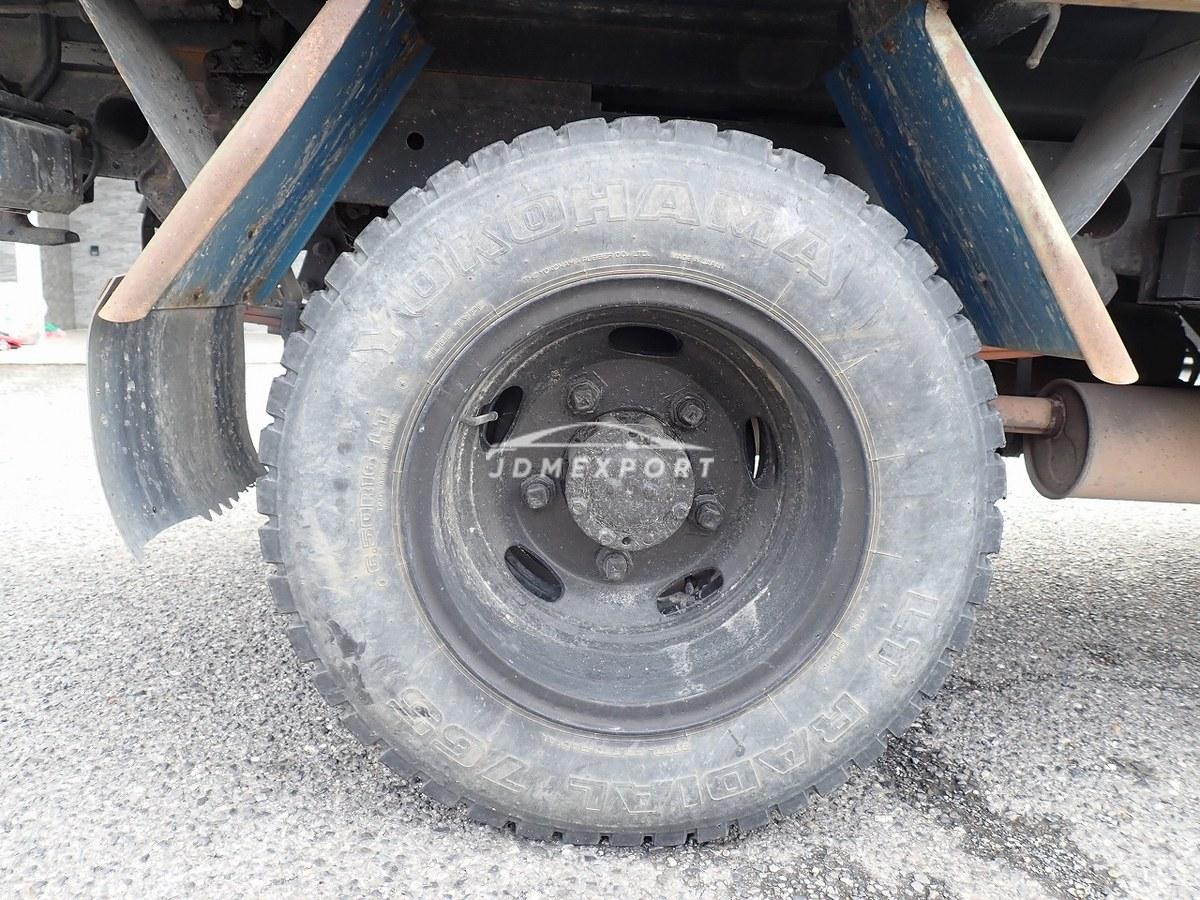 Mitsubishi Fuso Canter 2000 thumbnail 46