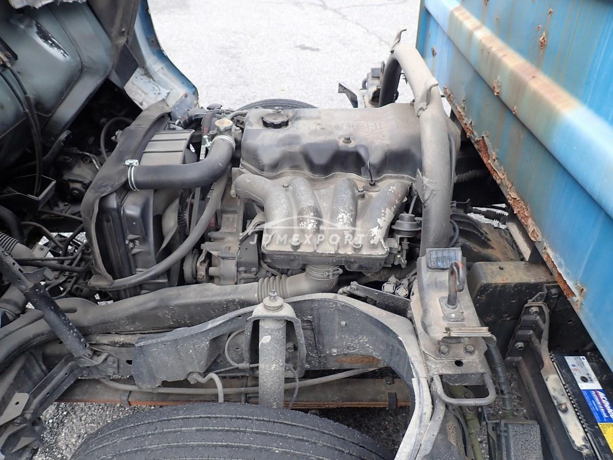Mitsubishi Fuso Canter 2000 thumbnail 32