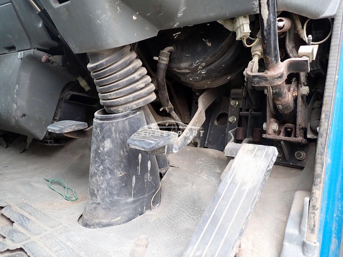 Mitsubishi Fuso Canter 1999 thumbnail 14
