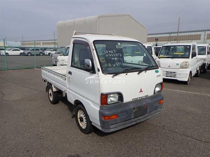Mitsubishi Minicab Truck 1997
