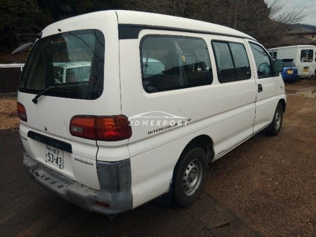 Mitsubishi Delica Spacegear 1995 thumbnail 2