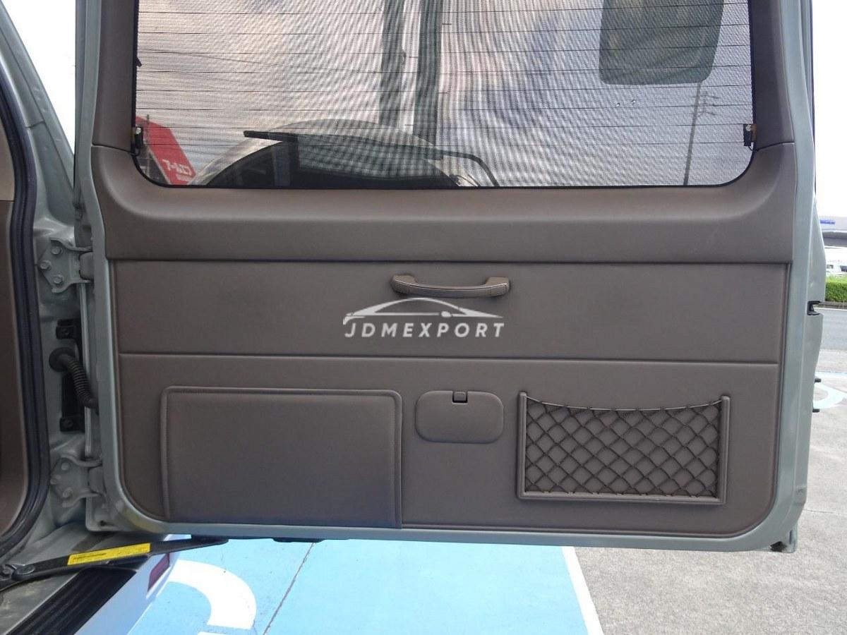 Toyota Land Cruiser Prado 2001 thumbnail 59