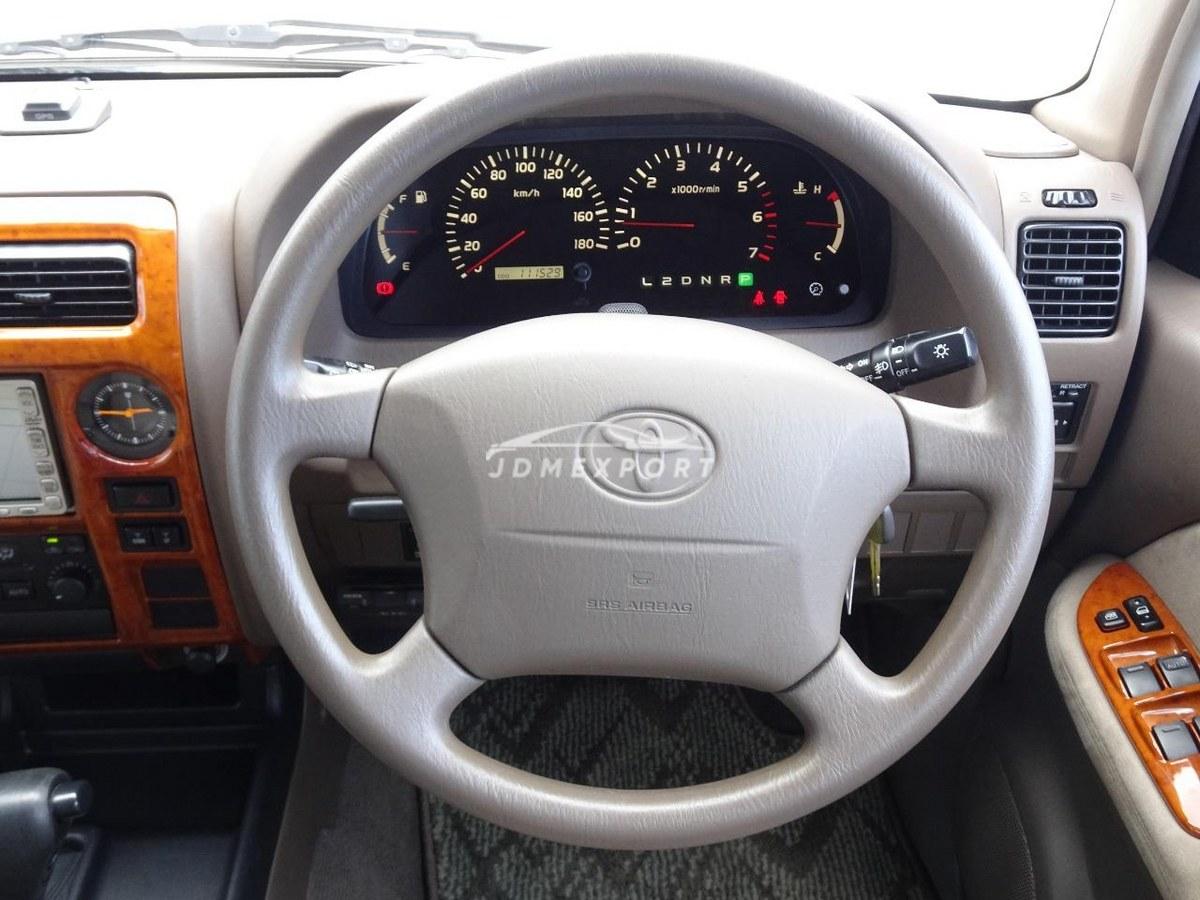 Toyota Land Cruiser Prado 2001 thumbnail 35