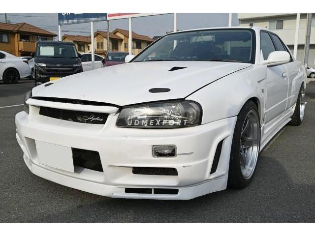 Nissan Skyline 2000 thumbnail 4