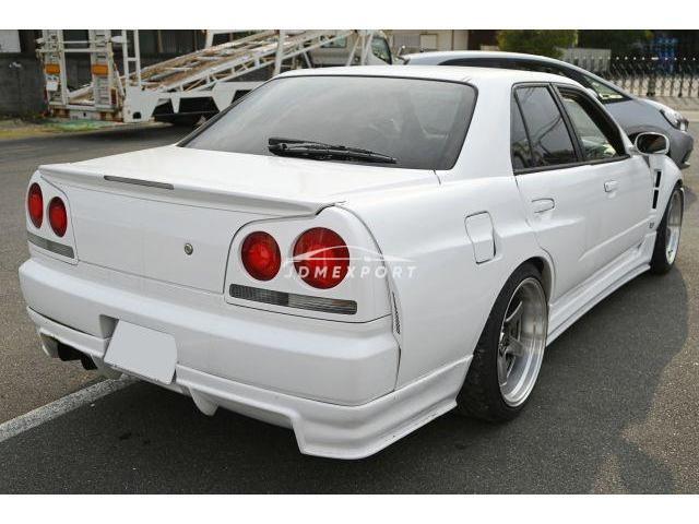 Nissan Skyline 2000 thumbnail 5