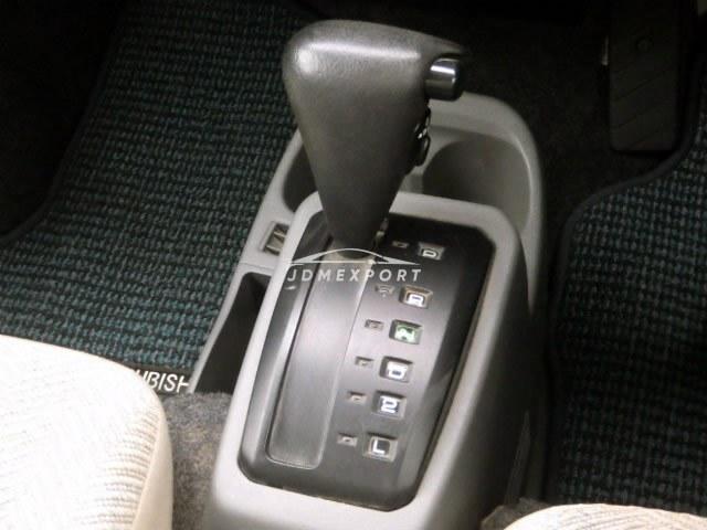 Mitsubishi Town Box 2001 thumbnail 15