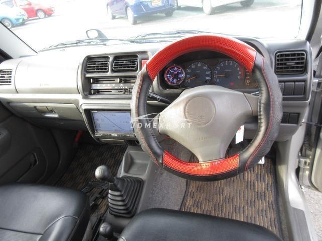 Suzuki Jimny 2001 thumbnail 3
