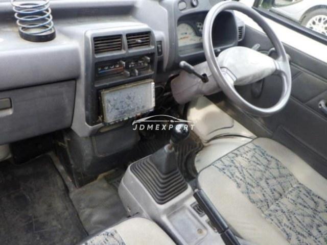 Mitsubishi Minicab Van 1998 thumbnail 4