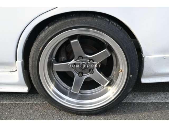 Nissan Skyline 2000 thumbnail 21