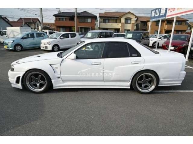 Nissan Skyline 2000 thumbnail 41