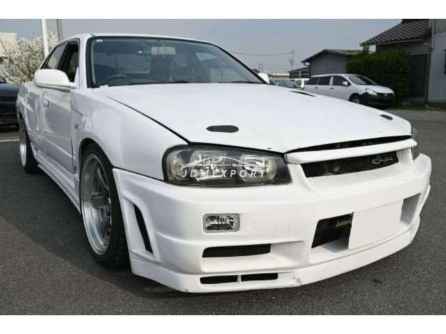 Nissan Skyline 2000