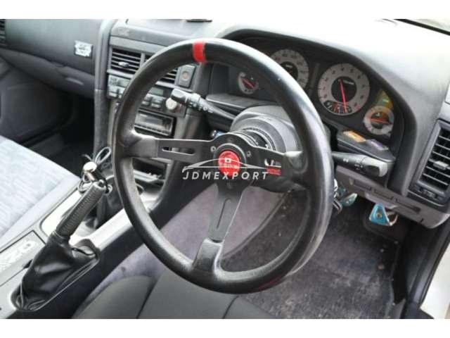 Nissan Skyline 2000 thumbnail 22