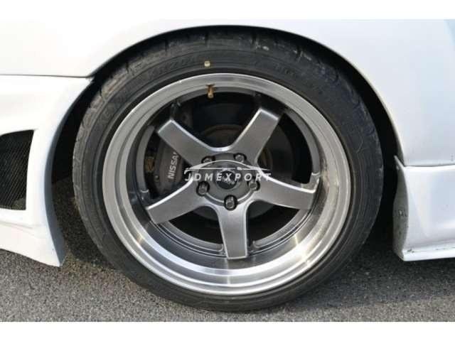Nissan Skyline 2000 thumbnail 23