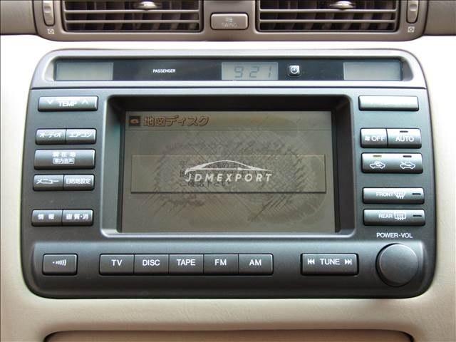 Toyota Crown Majesta 2001 thumbnail 4